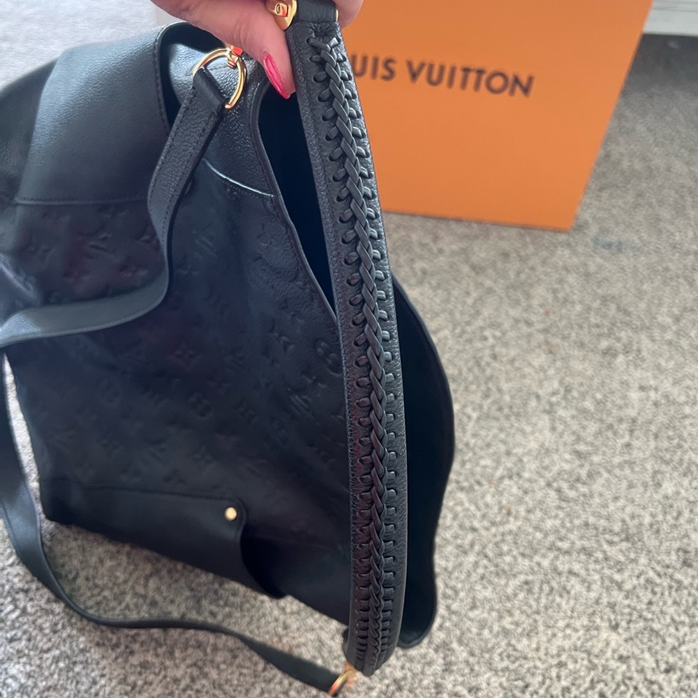 Perfect condition Louis Vuitton Empreinte black bagatelle. - Picture 11 of 15